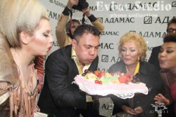 ленина-дзю-шаврина-манго-торт.jpg
