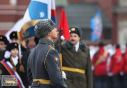 красная-площадь-торжественный-марш.jpg