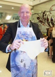 антон-ескин.jpg
