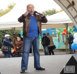 андрей-караулов.jpg